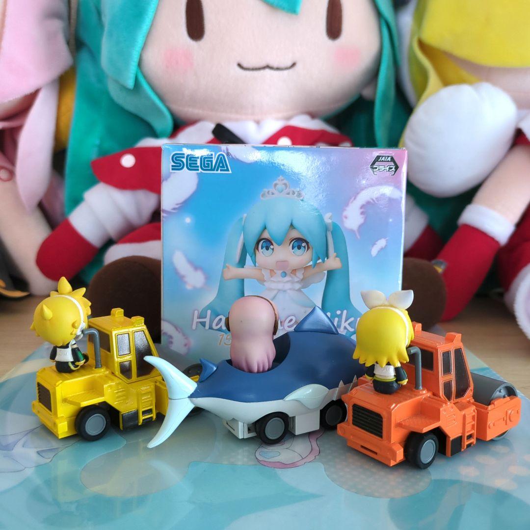 FREEing 鏡音リン 鏡音レン 巡音ルカ 激走プルバックカー