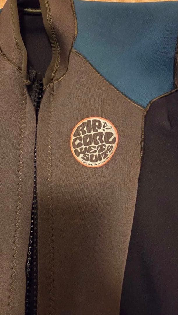 【美品】Rip Curl フロントジッパー タッパー