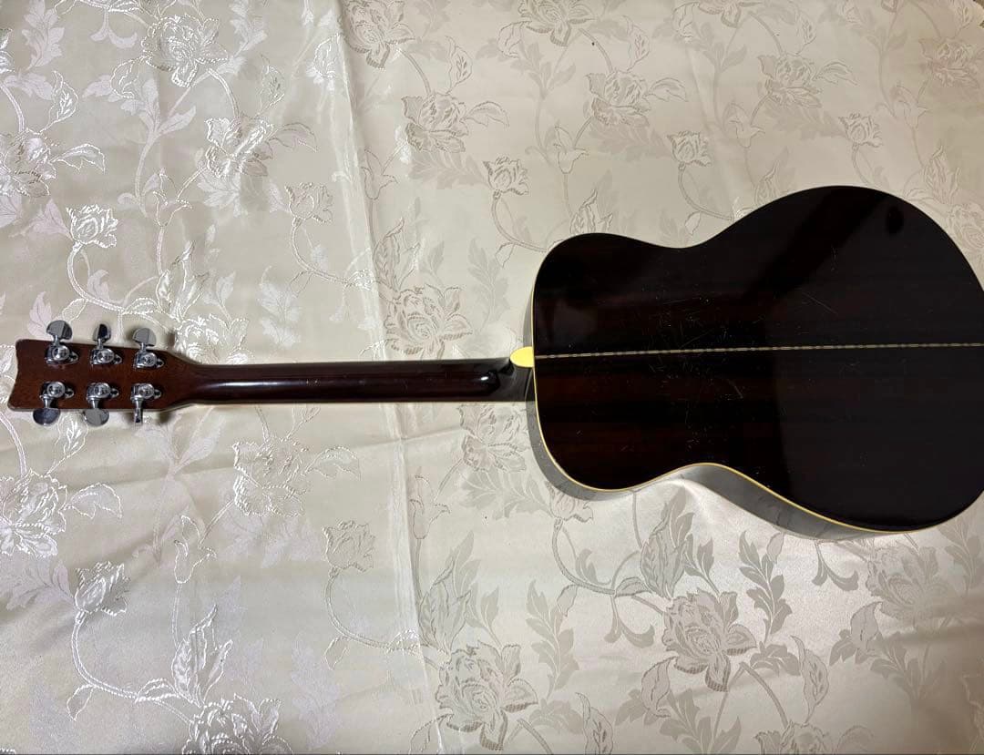 【ハードケース付き‼️】YAMAHA FG-202 アコースティックギター