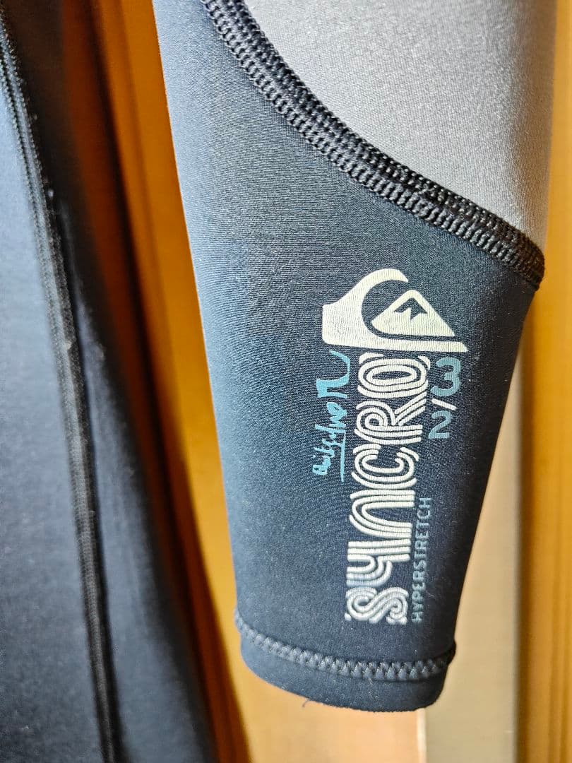 【良品】QUIKSILVER　正規品　高級ウェットスーツ　ストレッチフルスーツ