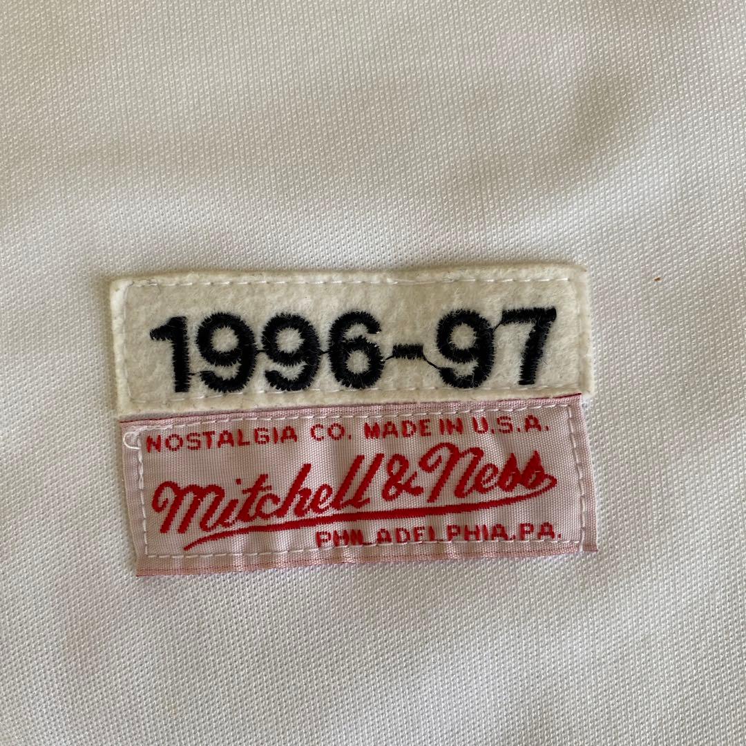 Mitchell&Ness レイカーズ コービー・ブライアント レジェンド