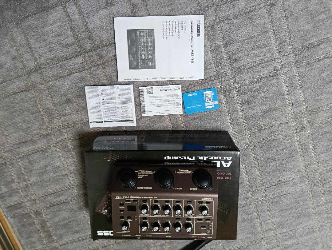 BOSS AD−10Acoustic Preamp