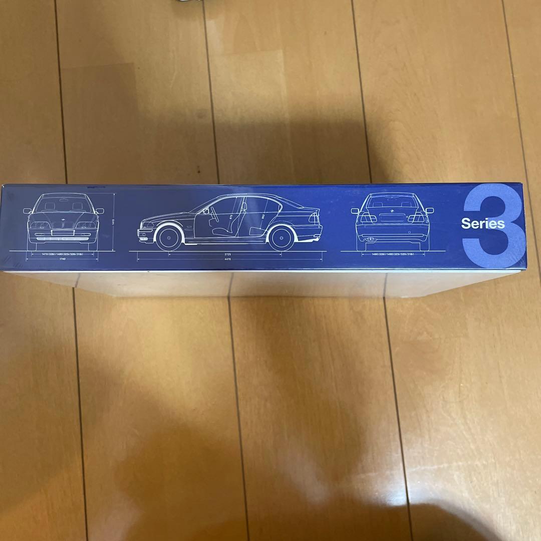  3 Series 組み立てフィギュア