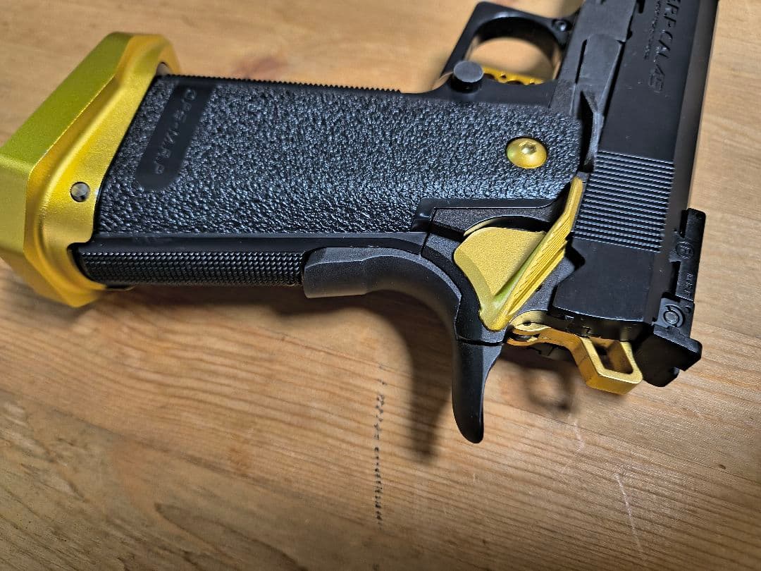 東京マルイ　ハイキャパ(HI-CAPA)ゴールドマッチカスタム　マガジン×2