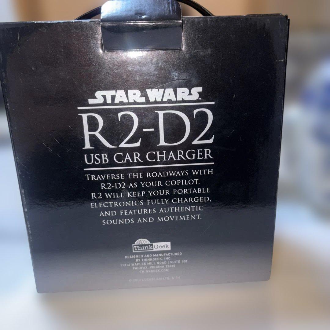 激レア　新品未使用　R2-D2型車載充電器