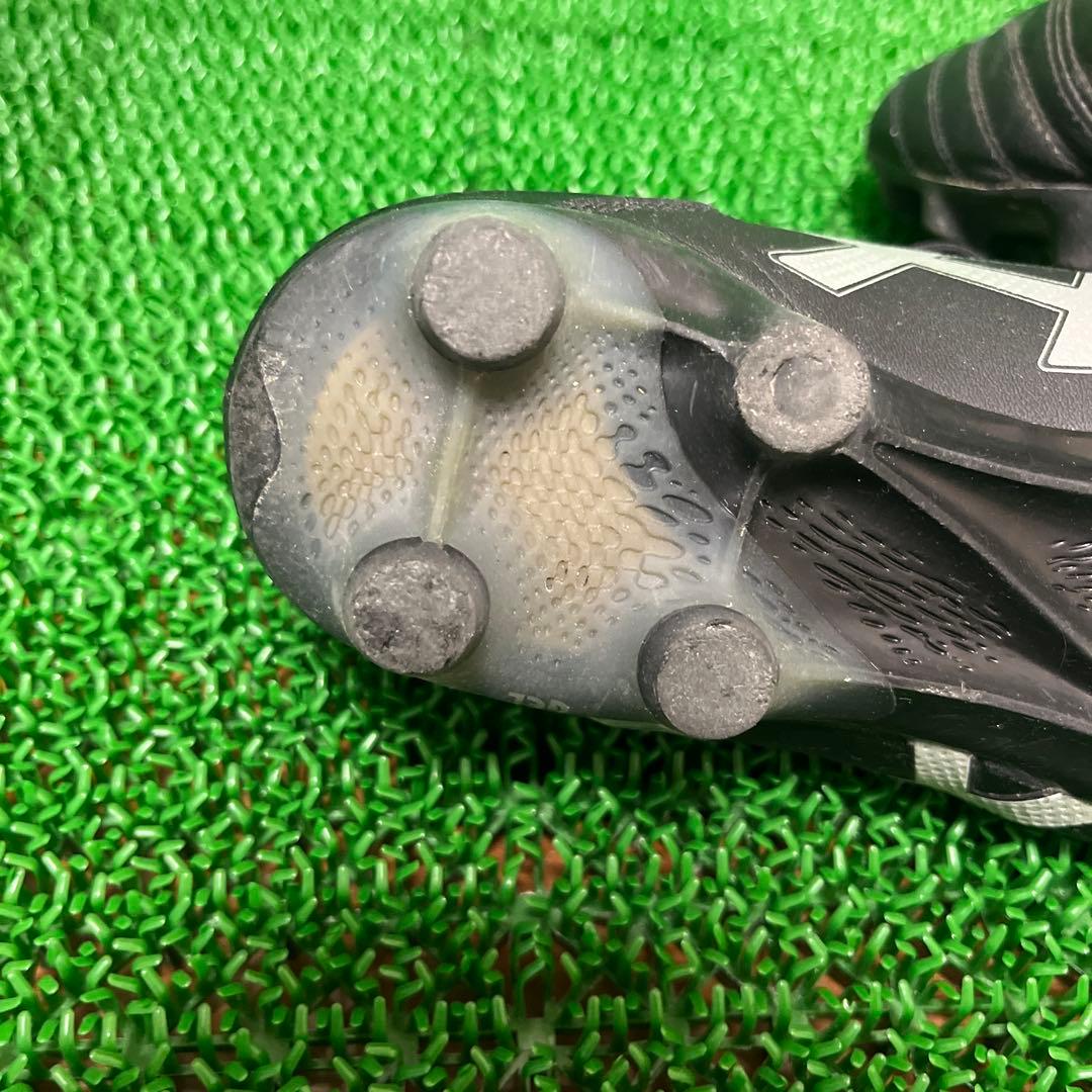 アシックス サッカースパイク DS LIGHT PRO(ブラック×シルバー)