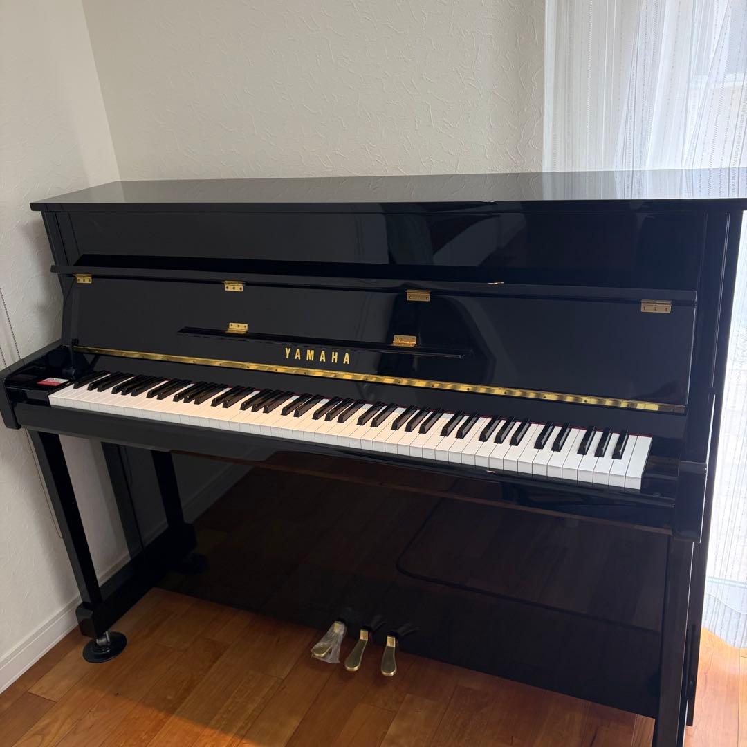 YAMAHAピアノ　b113 メトロノーム、椅子付き