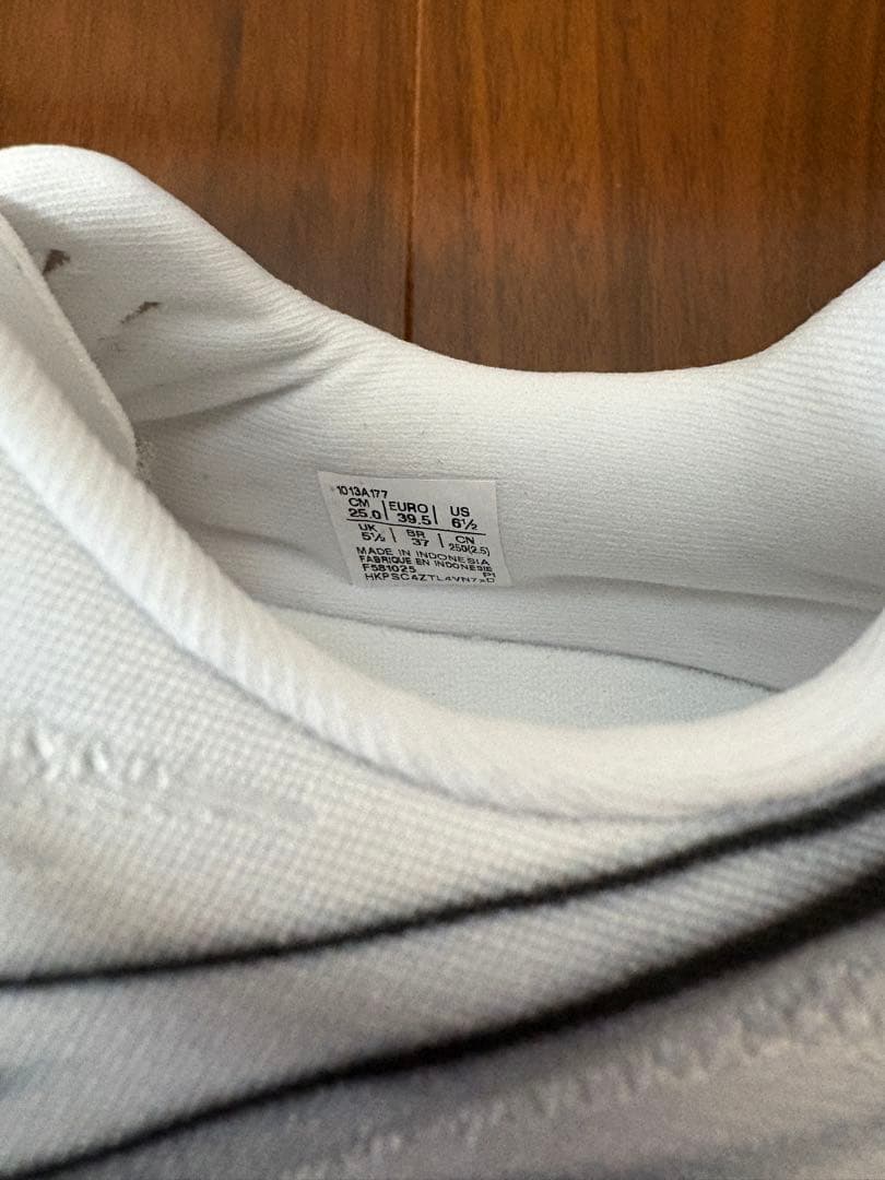 アシックス　スーパーブラスト3 25.0cm