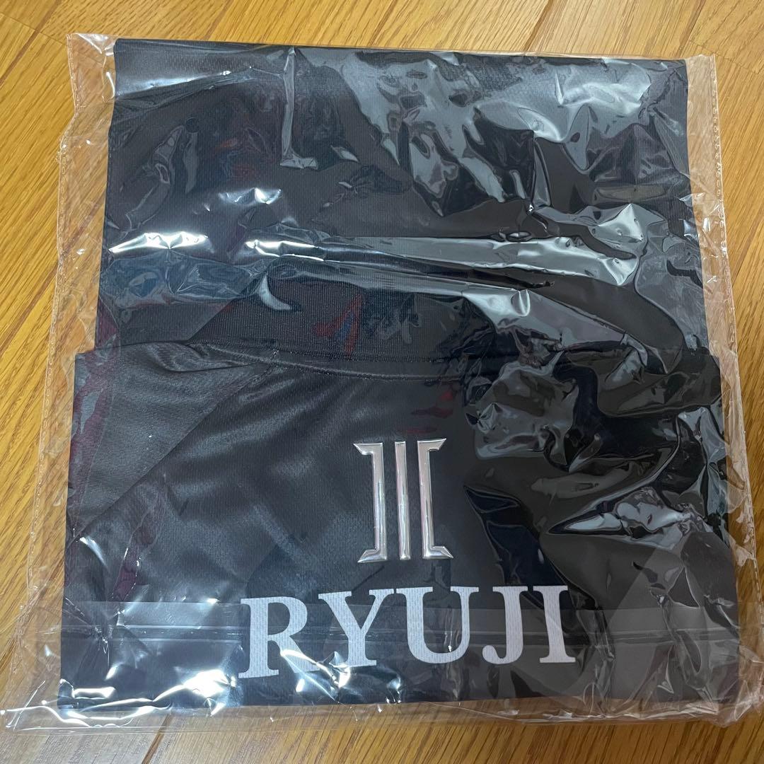 今市隆二 ユニフォーム 三代目