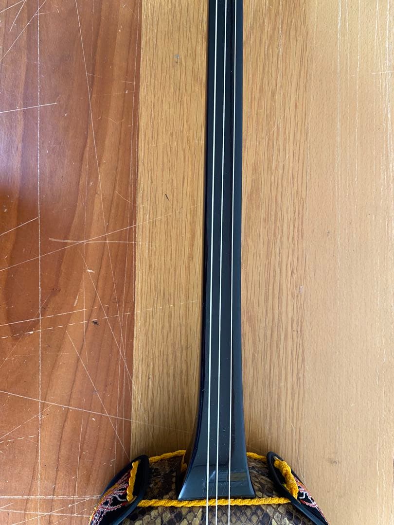 沖縄三線　蛇皮　強化張り 黒檀 ハードケース