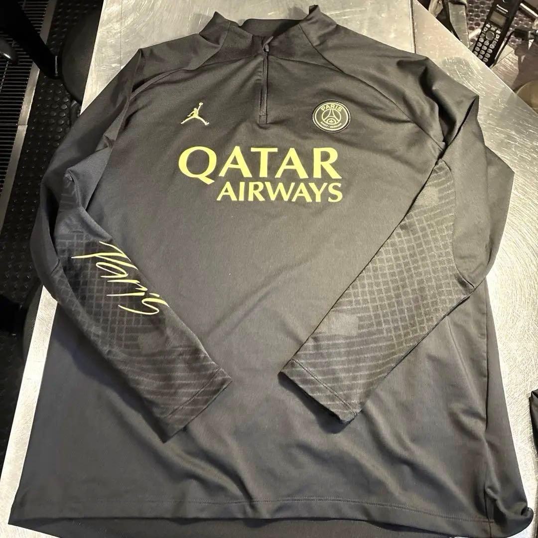 PSG ブラックイエロー　XL上下セット