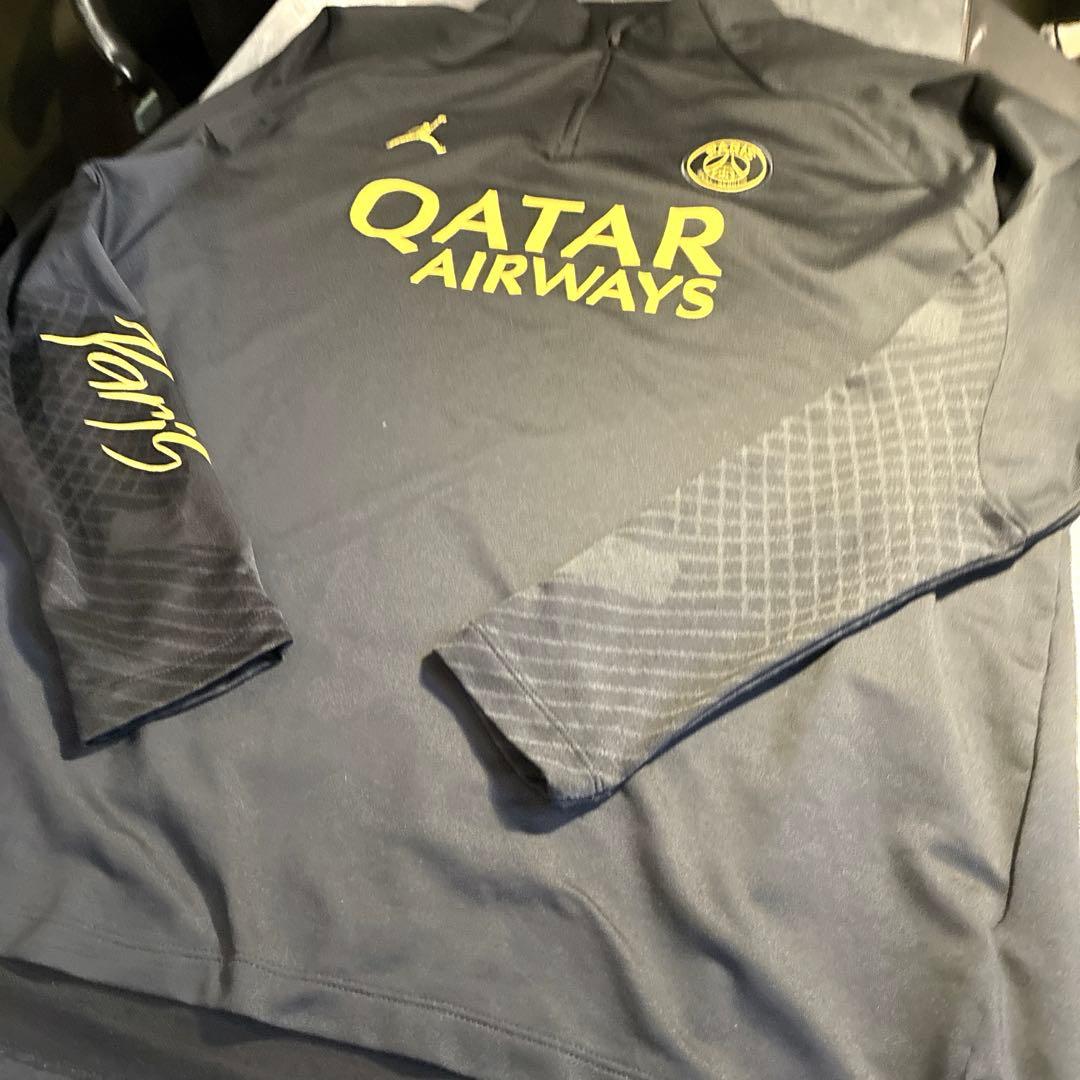 PSG ブラックイエロー　XL上下セット