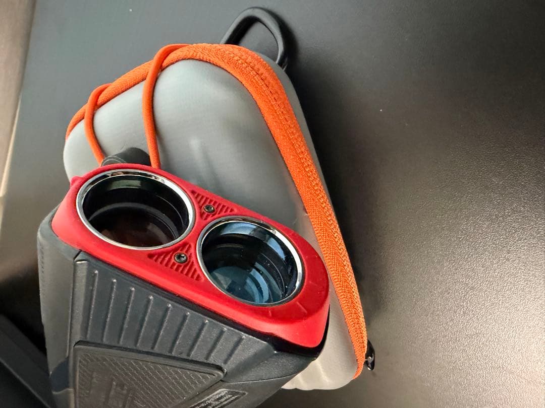 Bushnell ゴルフ用Tour V5 距離計 ケース付き