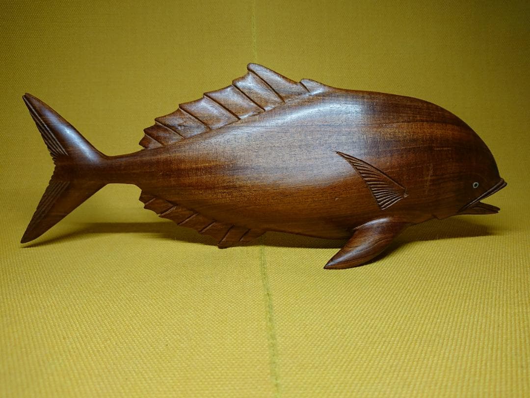 【美品】サカナ　魚　木彫　天然木　置物　インテリア　工芸品　美術品　A1180