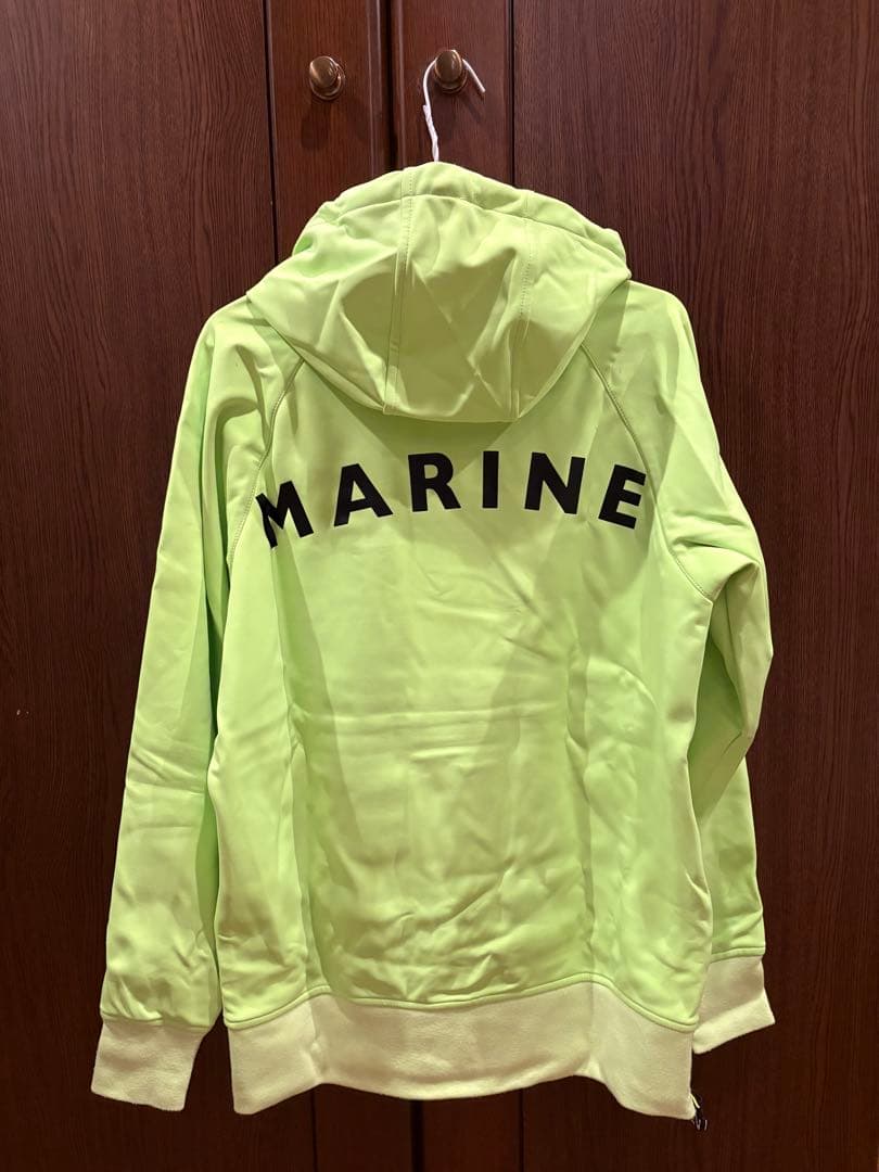 muta MARINE 蛍光イエローナイロンパーカー