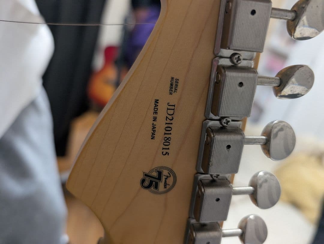 ギター Fender MIJ Hybrid II Stratocaster