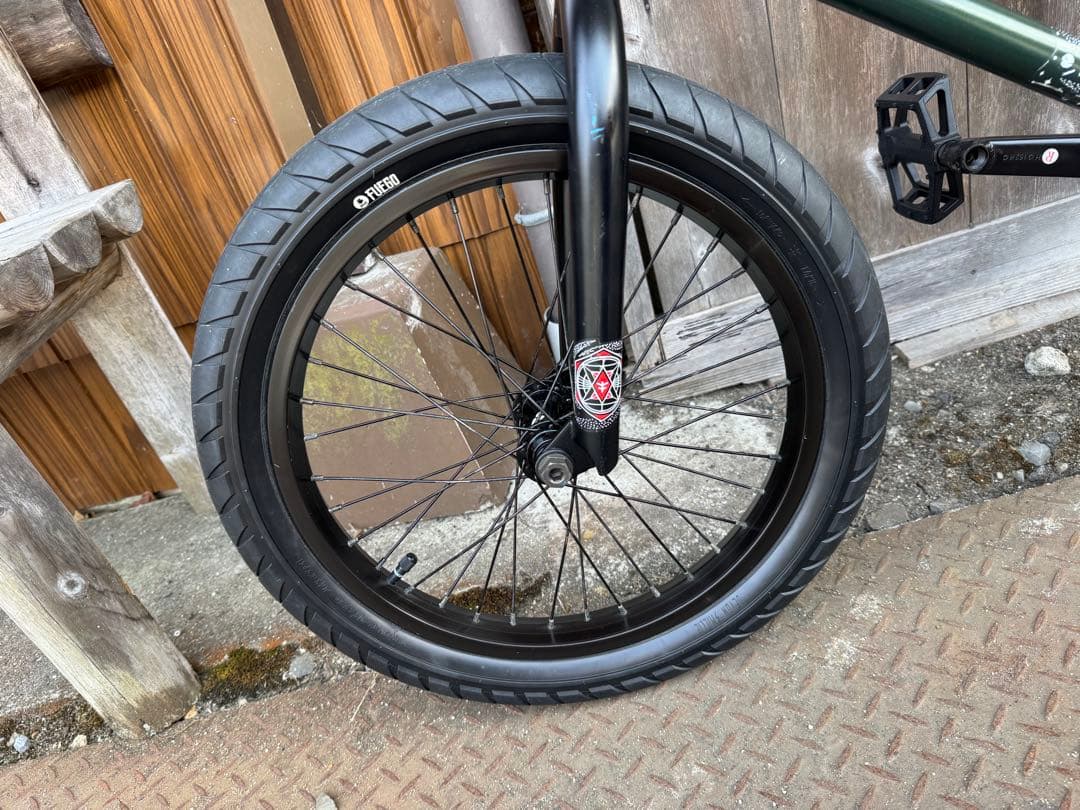 BMX FLYBIKES SUPERNOVA 18インチ