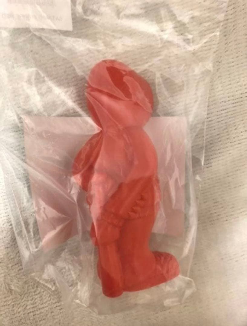 新品未開封　サタニックカーニバル　フィギュア　ブラック　レッド　2個セット