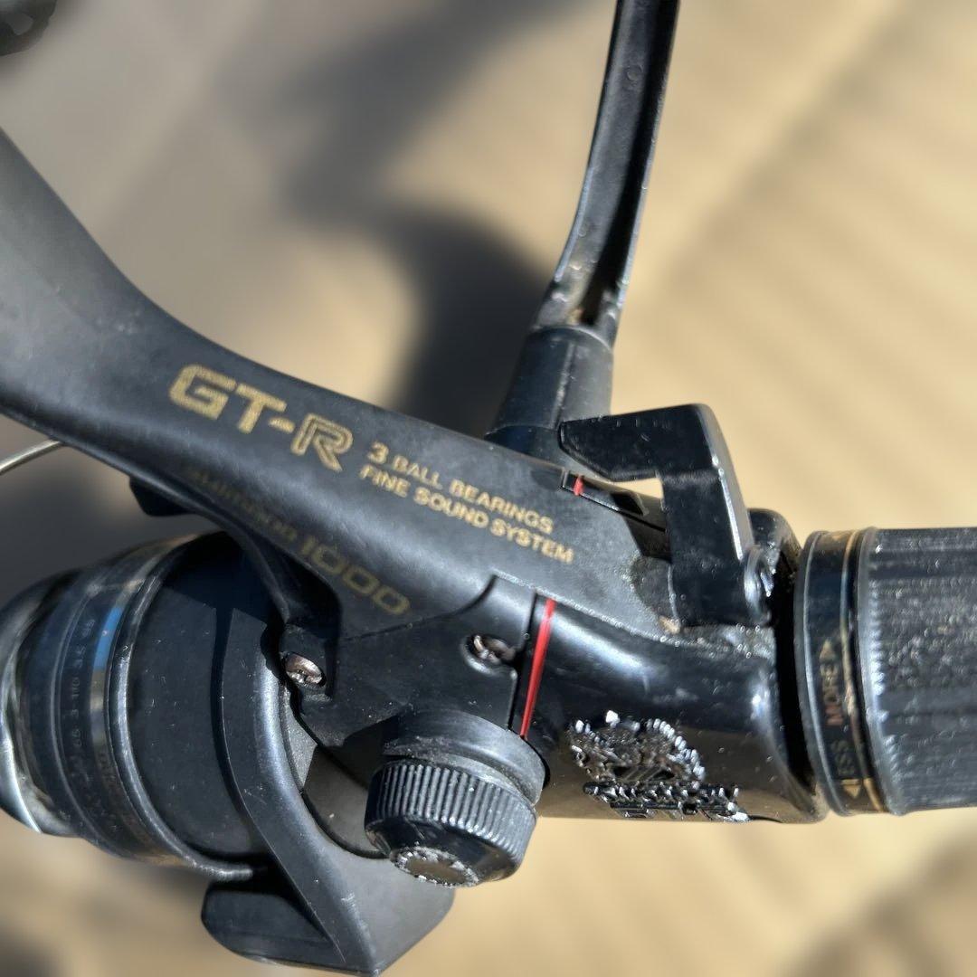 SHIMANO 1000 スピニングリール