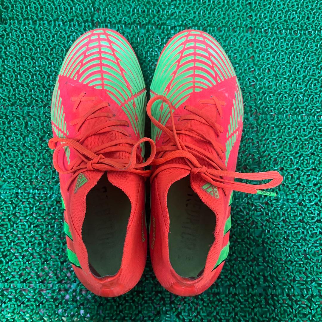 アディダス サッカースパイク プレデター エッジ.1 FG(レッド×グリーン)