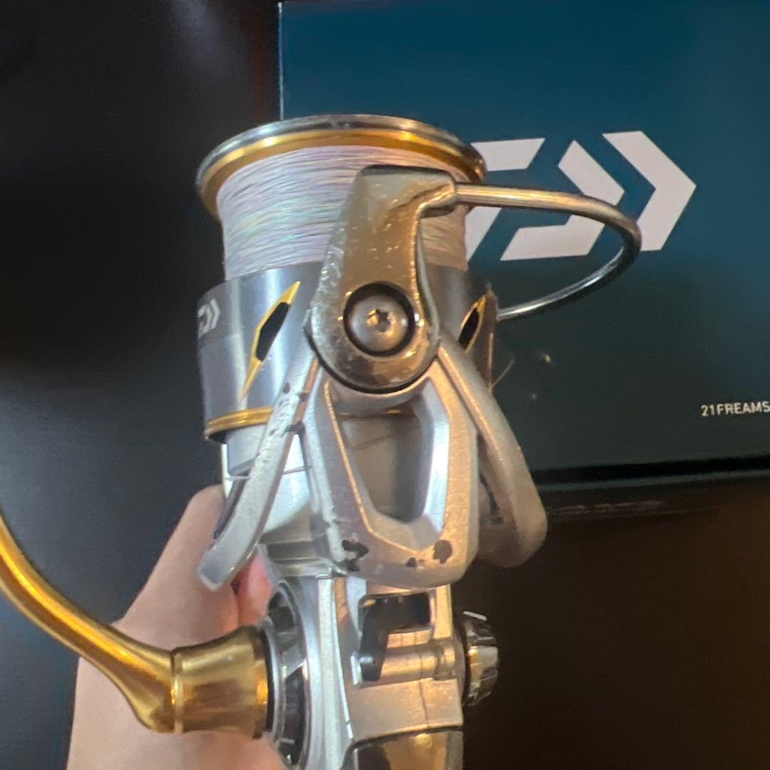 DAIWA 21 FREAMS 4000 C リール