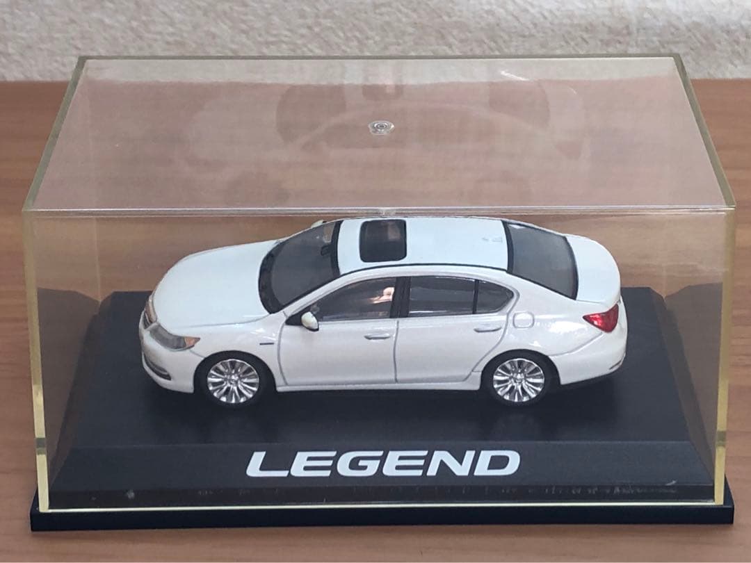 ホンダ LEGEND カラーサンプル ミニカー　1/43