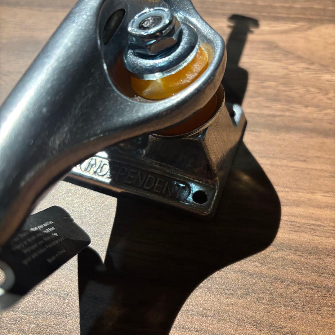 スケートボード Independent139 STAGE11 SKATEBOARD TRUCKS