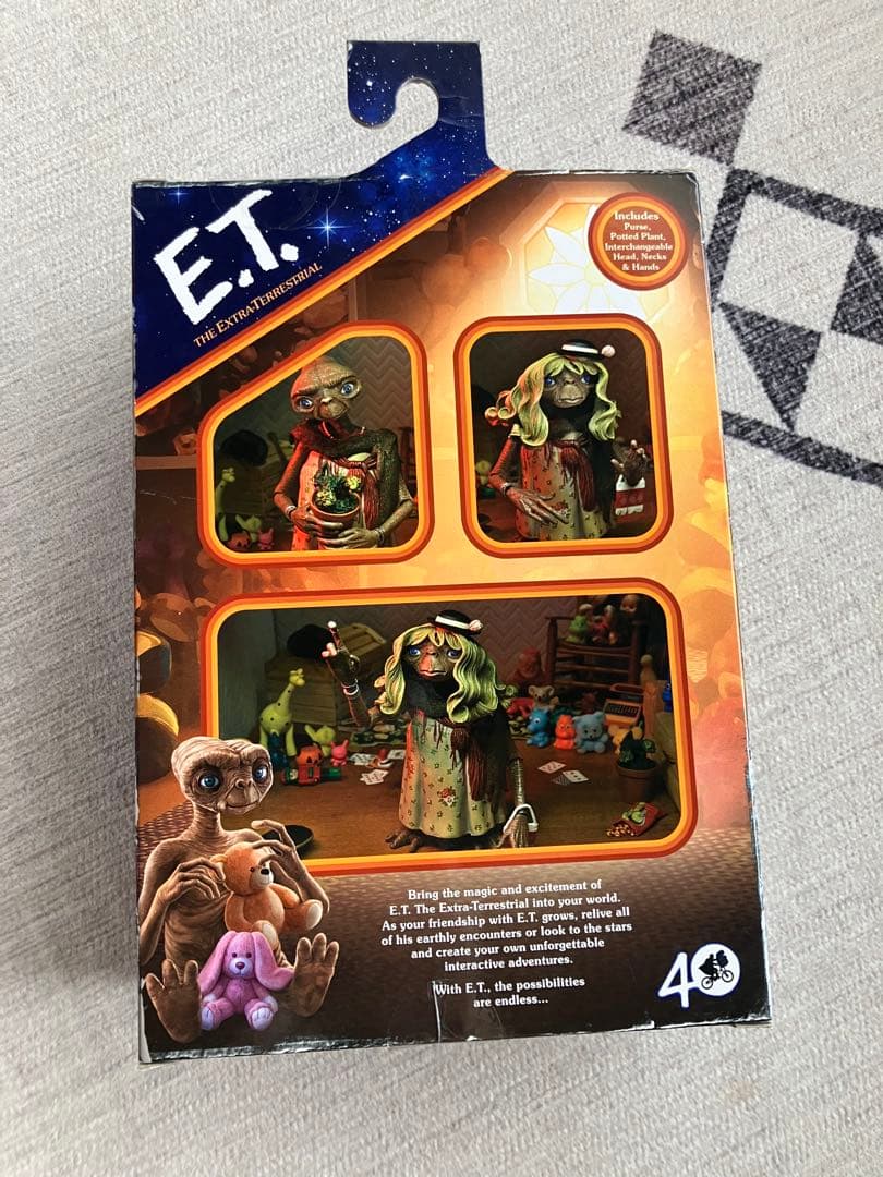 レア　海外購入　ネカ　ULTIMATE DRESS-UP E.T. フィギュア