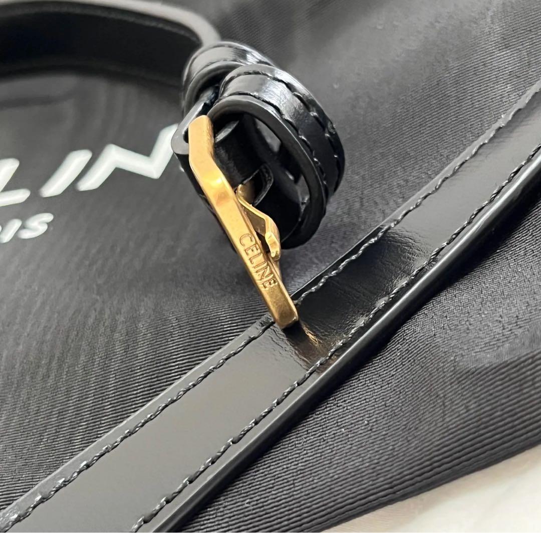 >ブラックショルダーバッグ✨️ほぼ未使用品