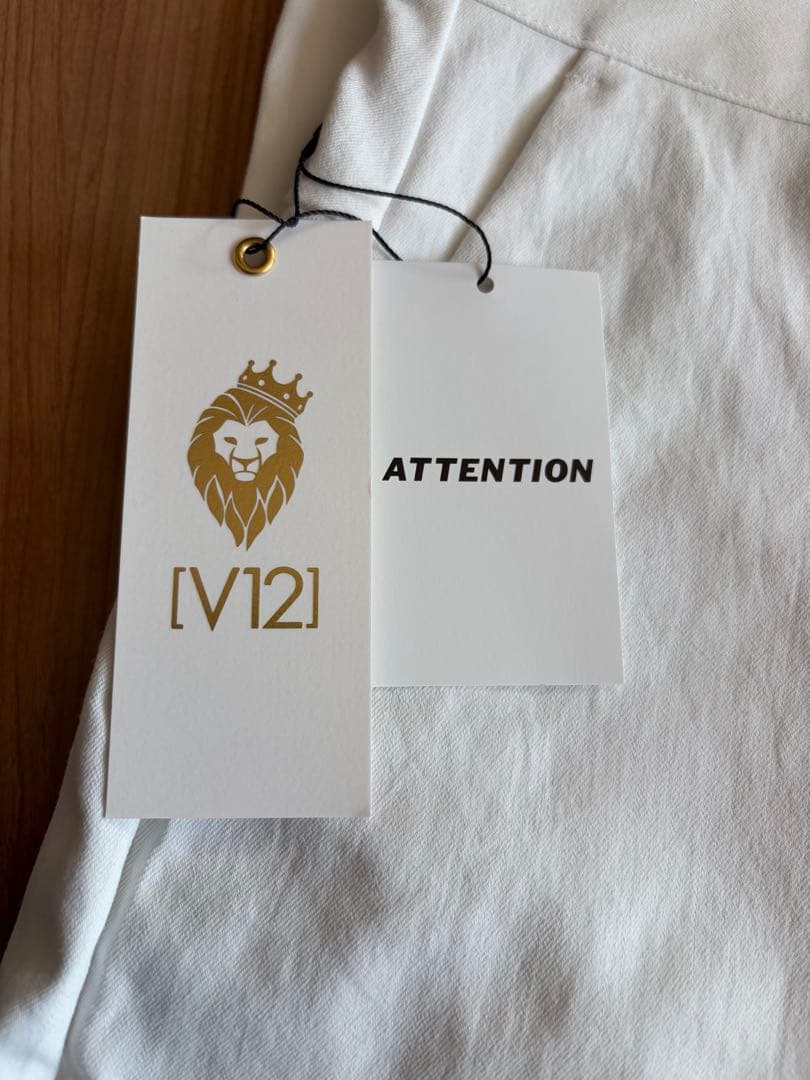 v12 ゴルフ　パンツ　新品　タグ付き　M