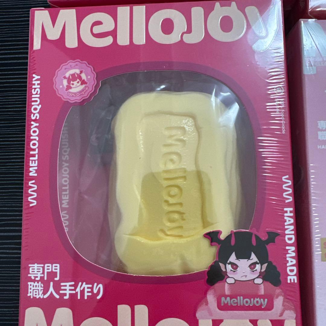 Mellojoy 焼き餅 ハンバーガー　バタークリームチーズ　いちごショトケーキ