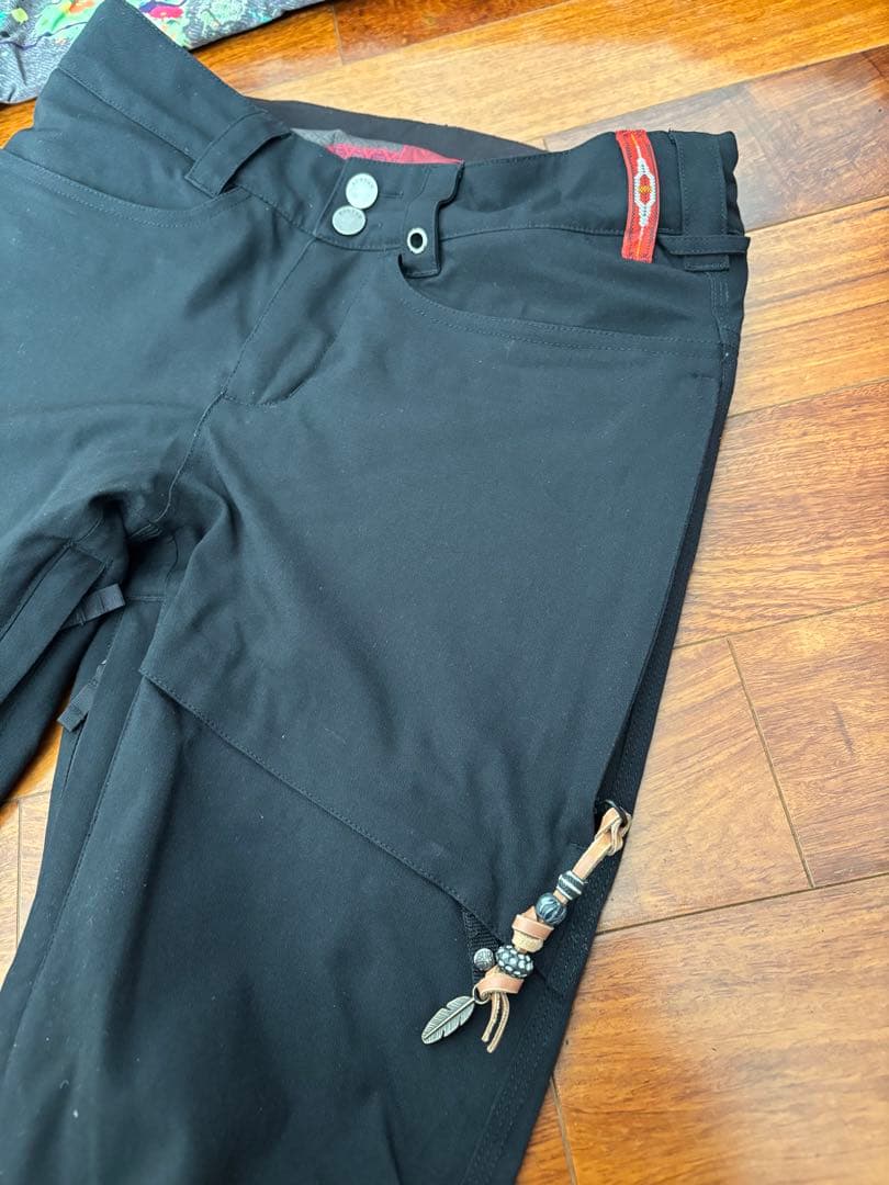 Burton スノーボードウェア上下セット