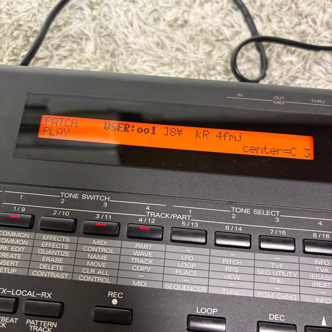 Roland XP-50 シンセサイザー キーボード 電池交換済 説明書付き