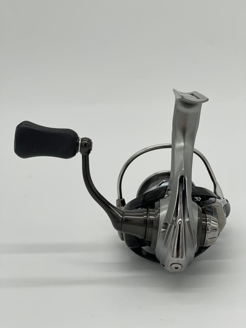 DAIWA ダイワスピニングリール カルディア LT2000S