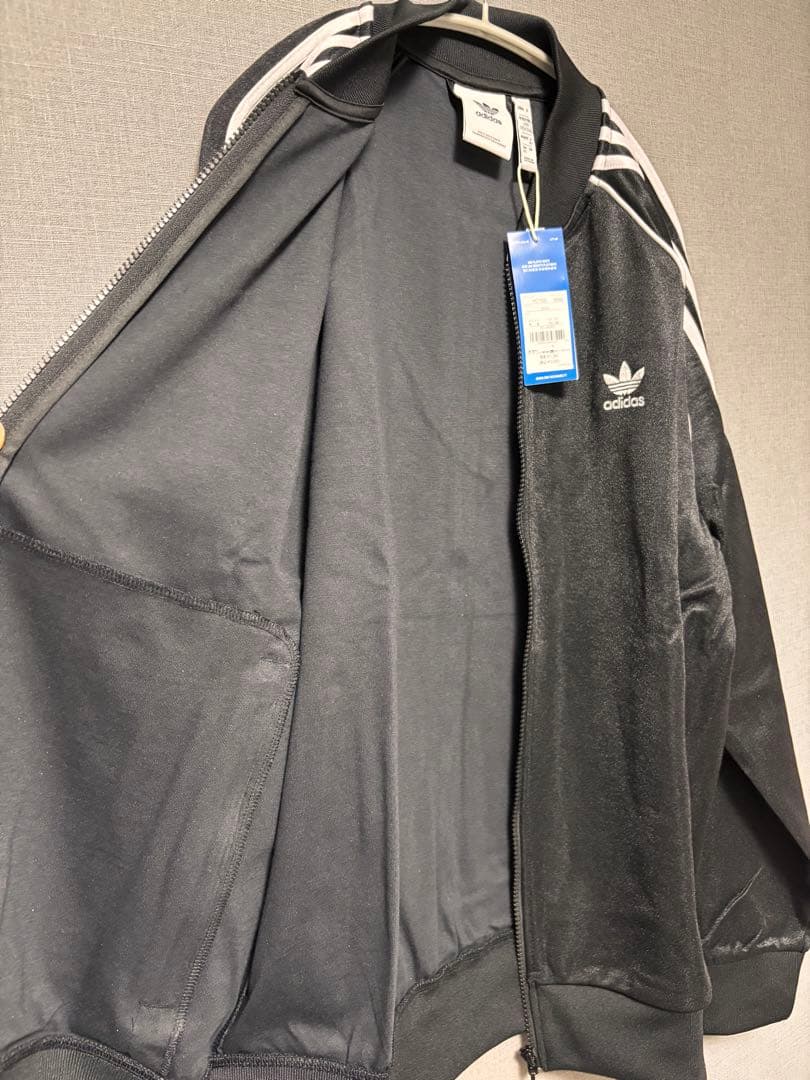 【未使用品・タグ付き】adidas ブラック ジャージジャケット