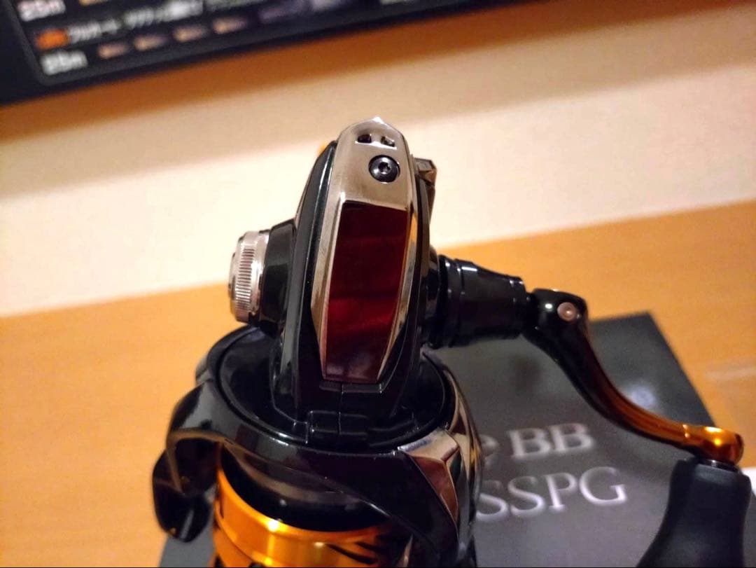 SHIMANO C2000S スピニングリール