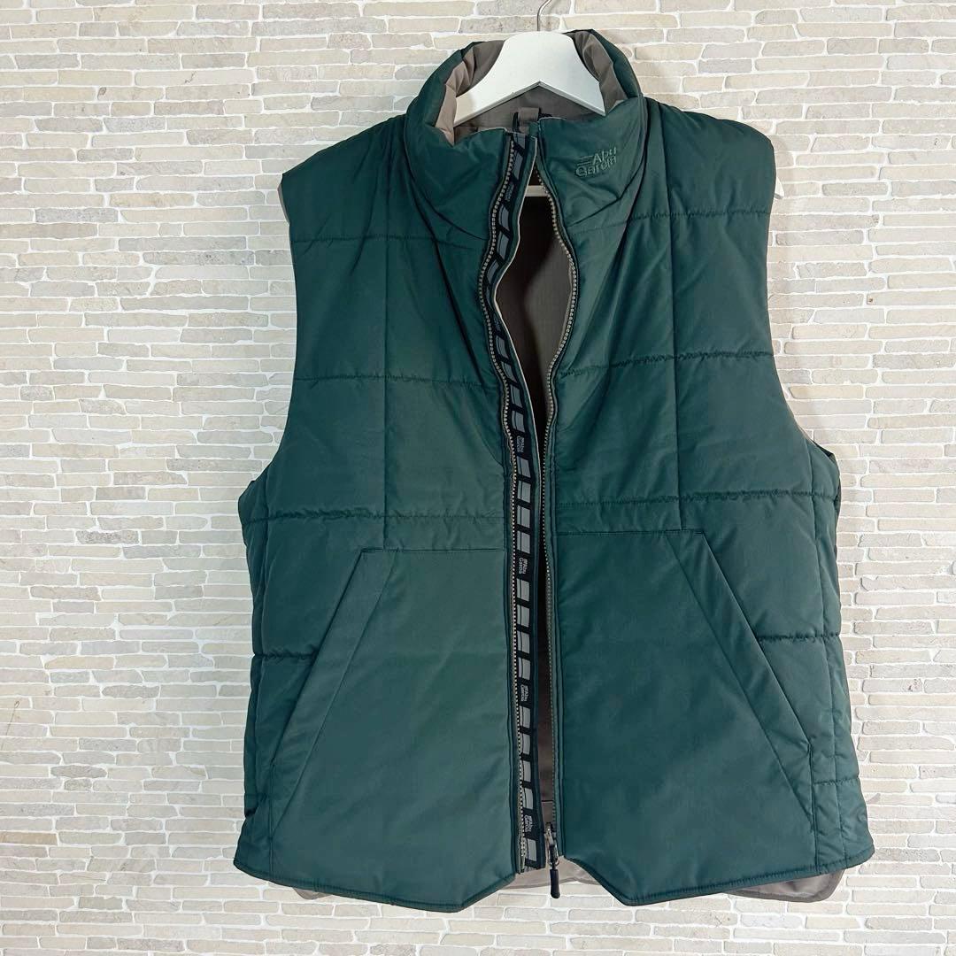 【Abu Garcia美品】マルチシーン対応 リバーシブル 撥水 中綿 ベスト