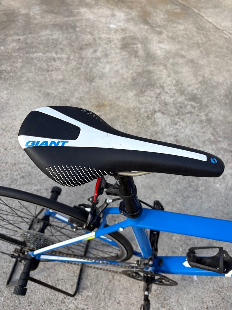 【美品】GIANT DEFY3 2015年モデル　ロードバイク　自転車