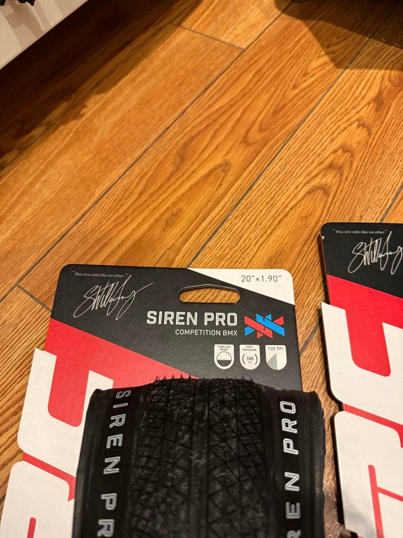 IRC SIREN PRO 20\" x 1.90\" BMXタイヤ 1セット