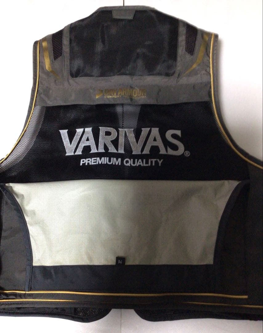 VARIVAS フィッシングベスト ブラック　Mサイズ