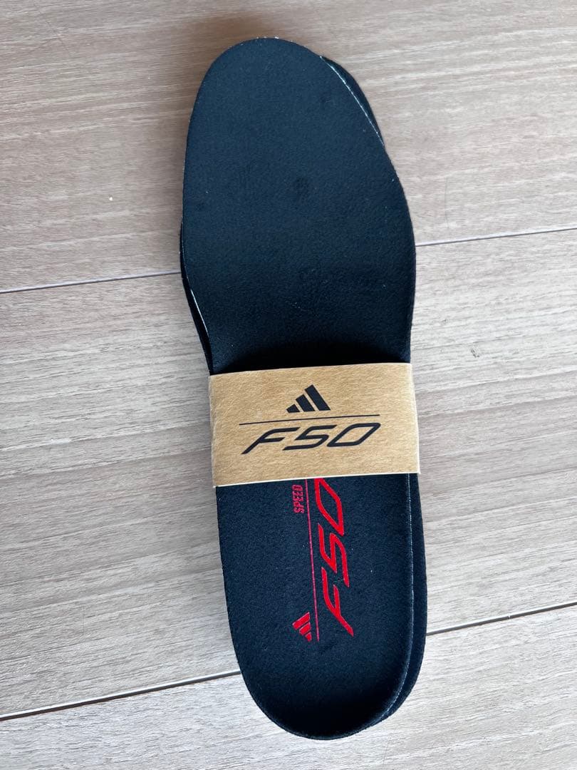 アディダス F50 25.0cmサッカースパイクほぼ新品 使用1時間 付属品完備