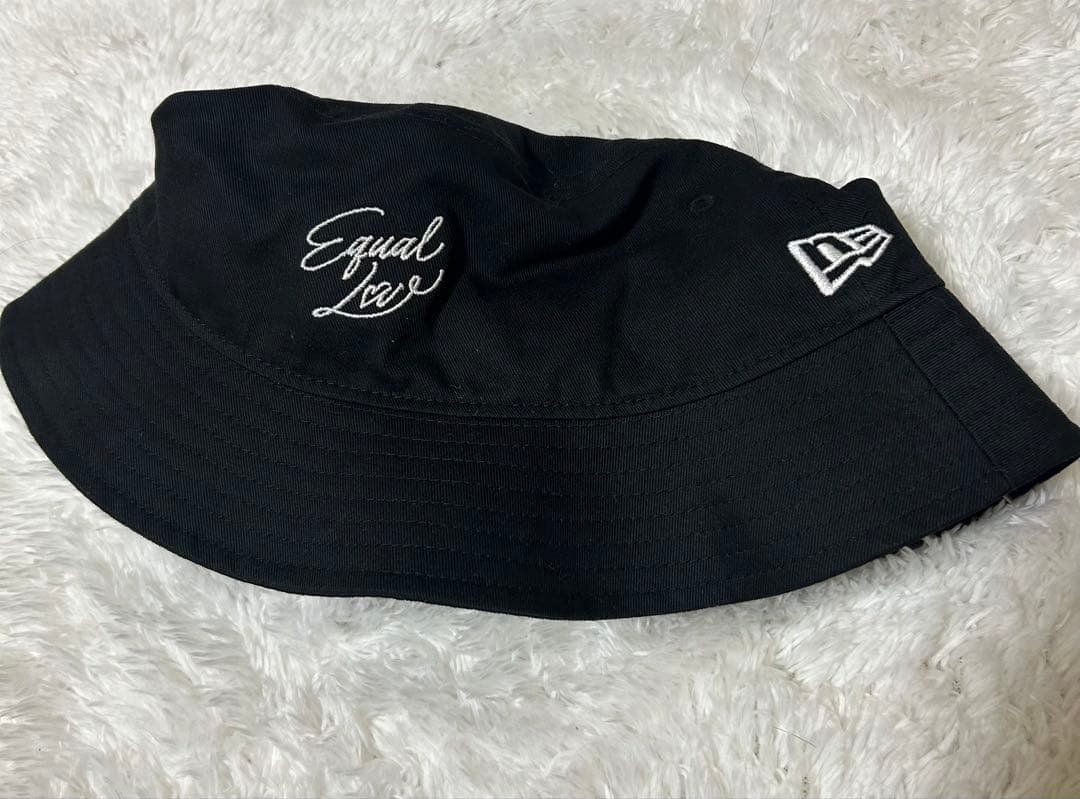 ＝LOVE×NEW ERA®︎ ニューエラ　イコラブ　コラボバケットハット