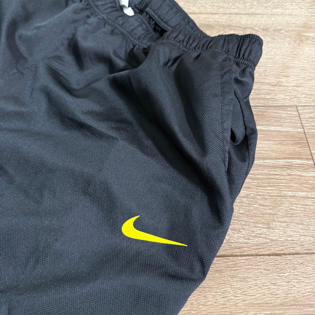 Nike ピステ・ウィンドブレーカー 黒/白