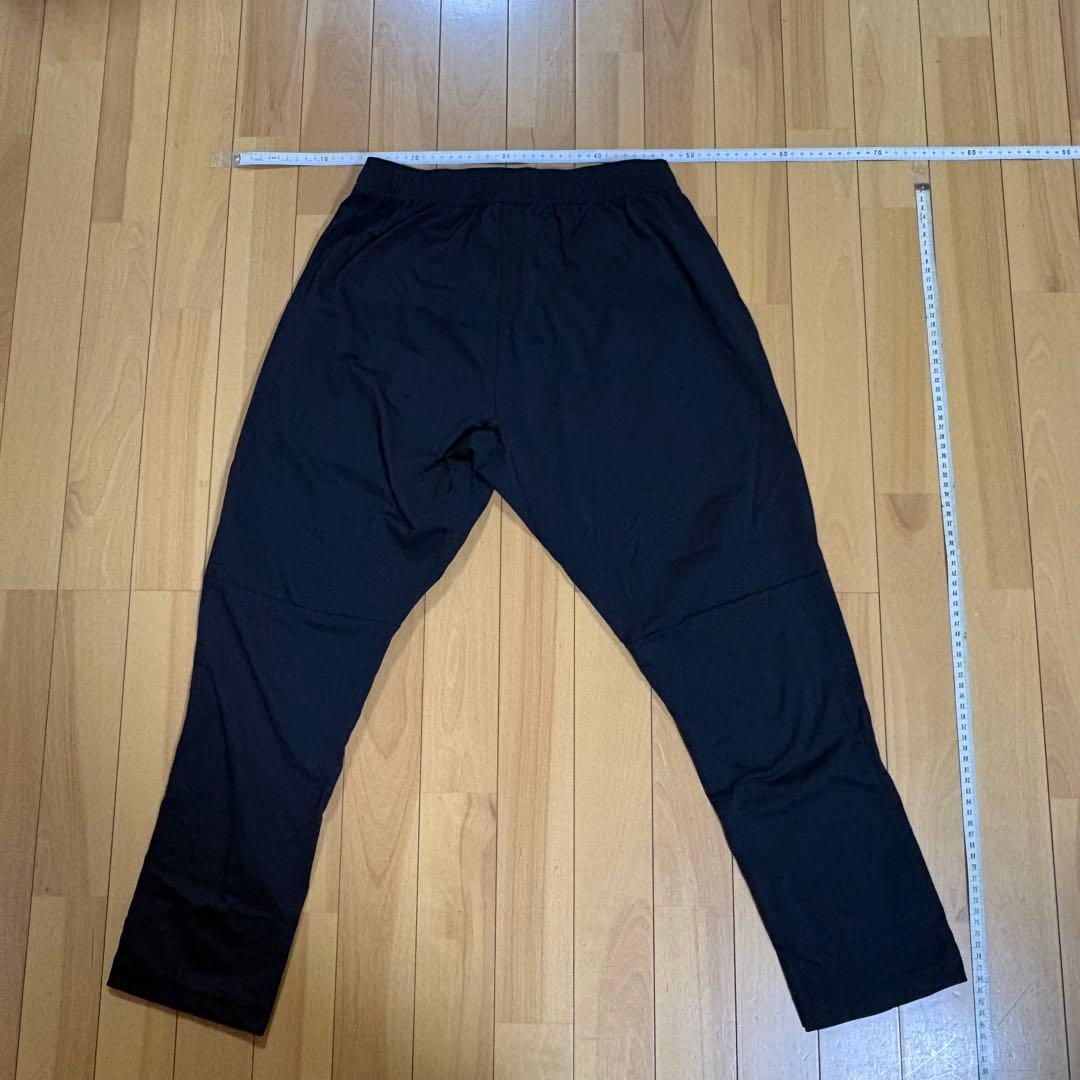 【新品 未使用】ATHLETA フード付きジャージ ブラック メンズM