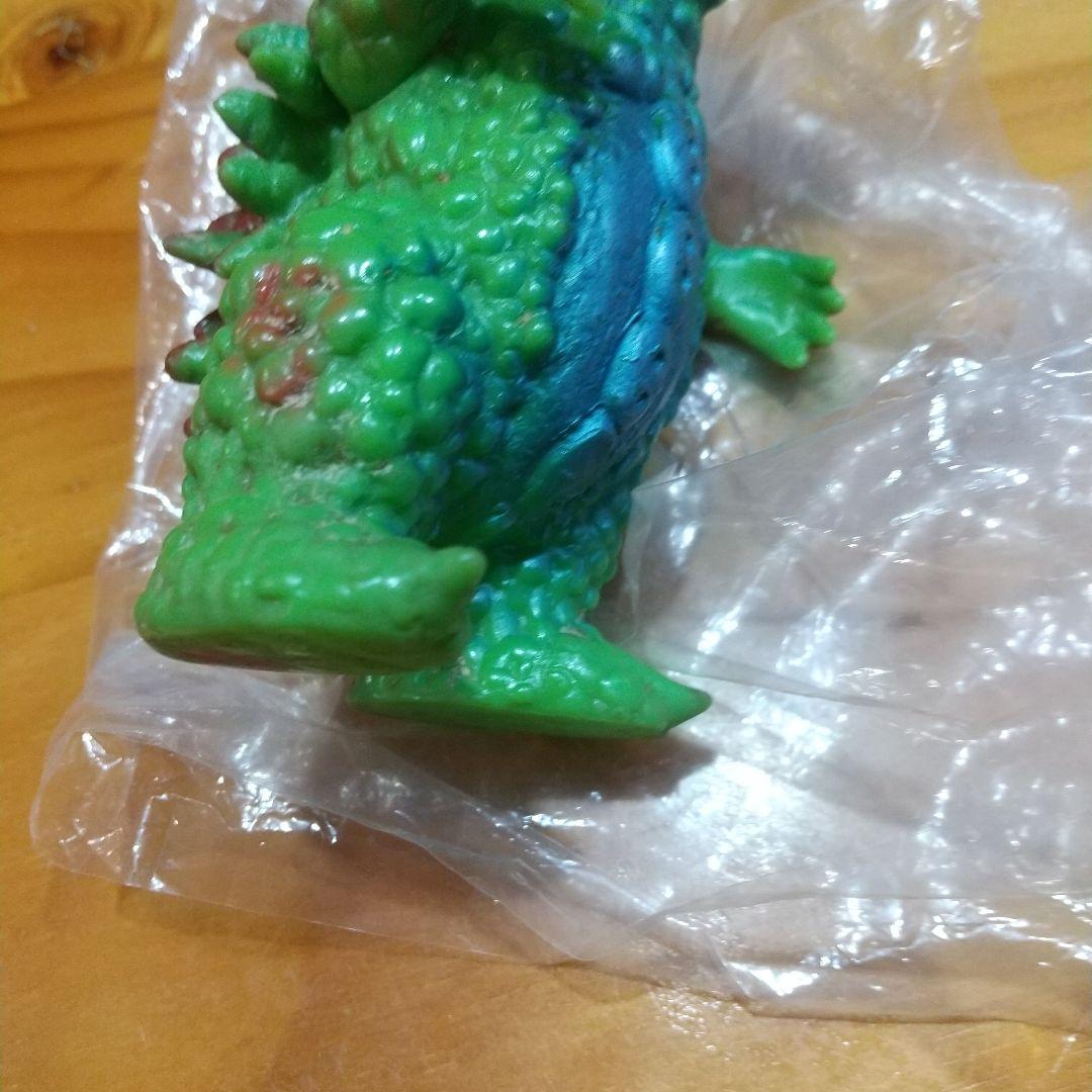 n*o様 ミニソフビ マルサン ベロクロン