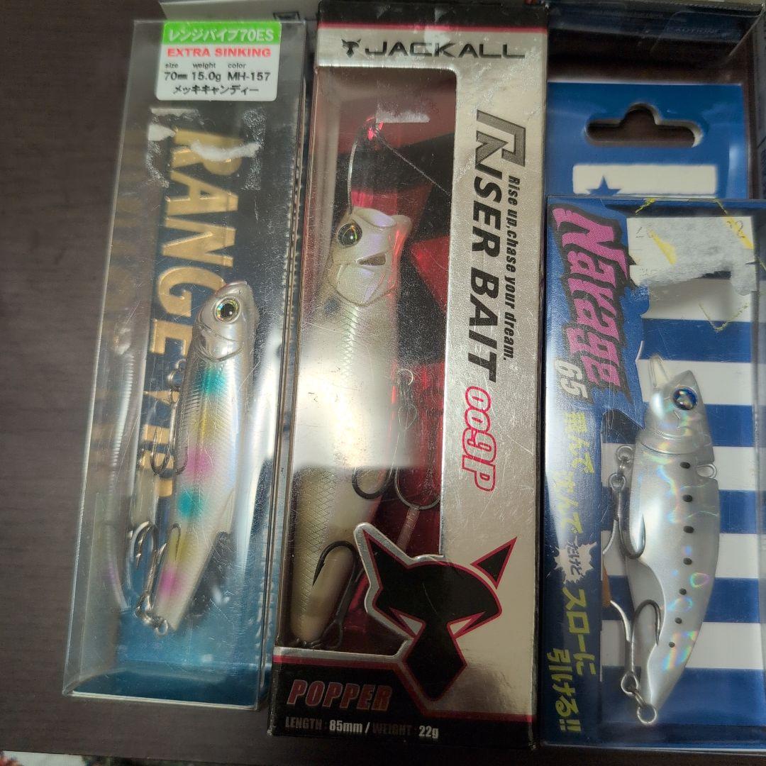 【新品】ブルーブルー、メガバス、他ルアーまとめて出品中（B）