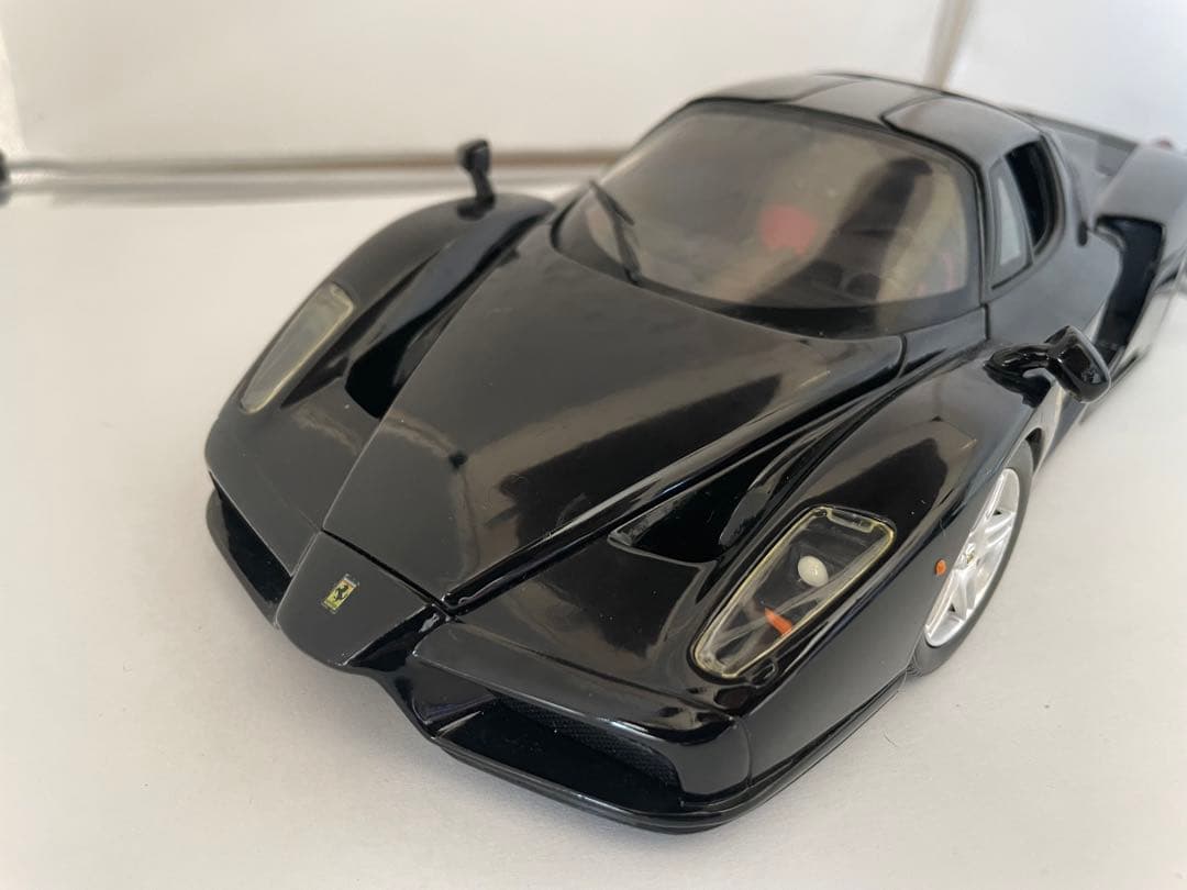 1/18ミニカー　ENZO Ferrari ダイキャスト