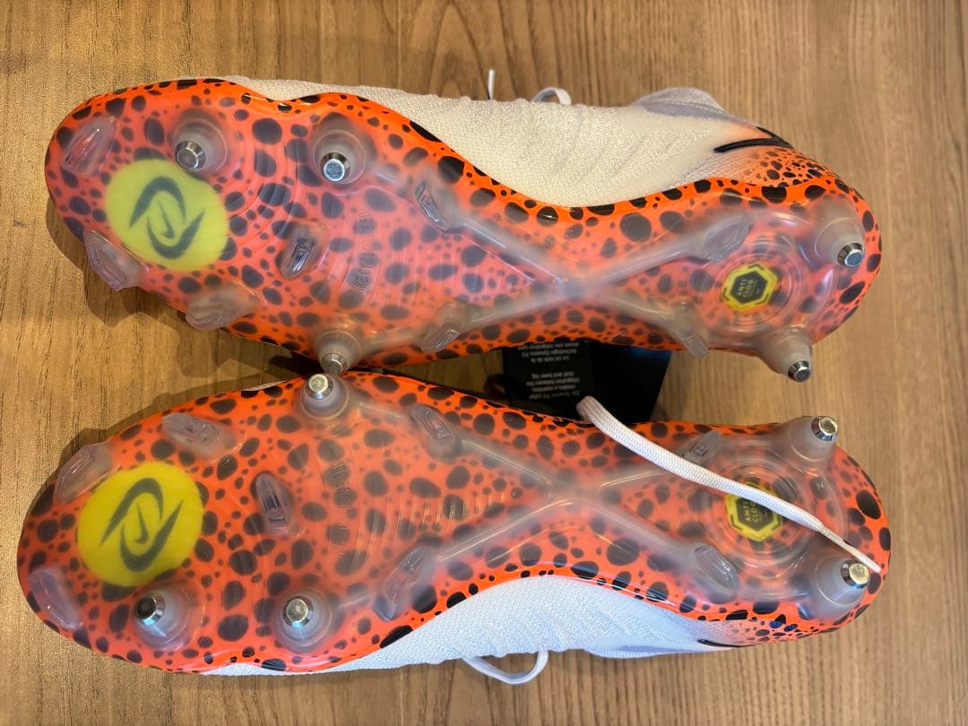 Nike ファントム　Luna II Elite SG-Pro AC Oly