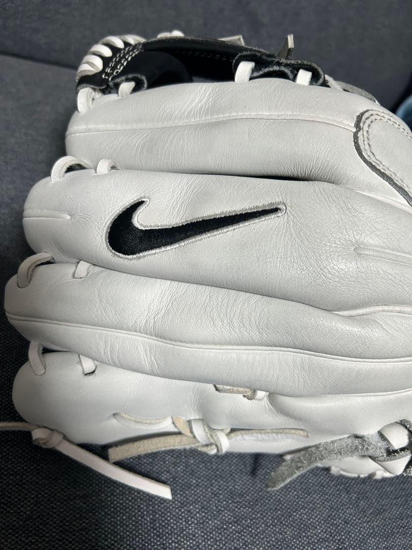NIKE 硬式グローブ ホワイト/ブラック 11.75 ベルト部加工 USモデル
