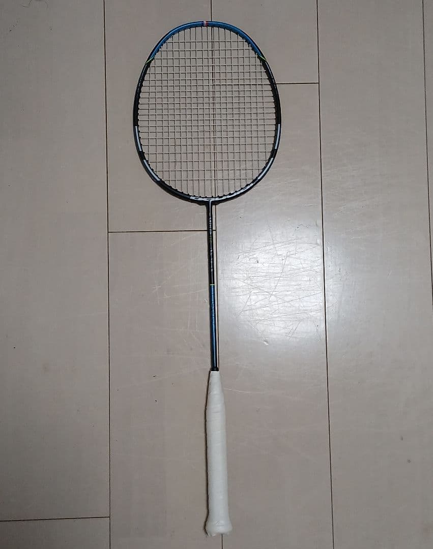 Babolat サテライト 6.5 ライト バドミントンラケット